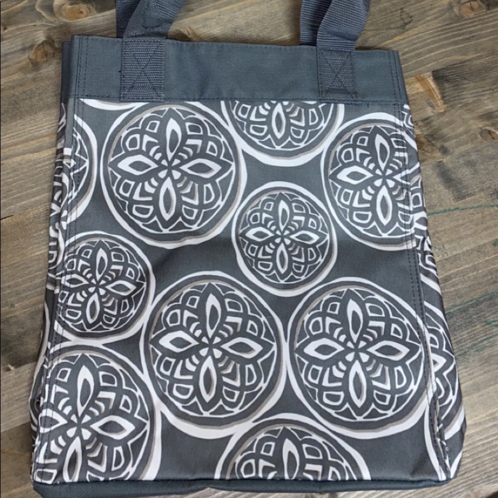 Thirty one tote NEW